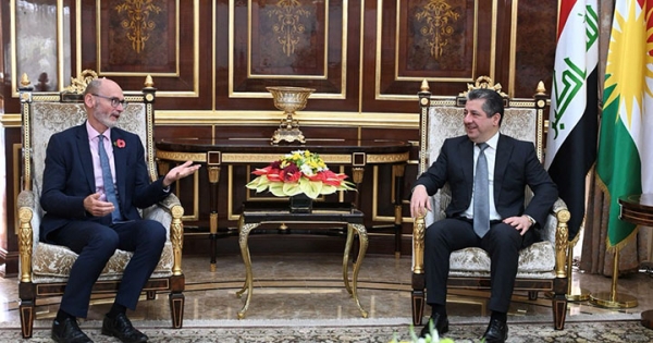 رئيس حكومة إقليم كوردستان يستقبل السفير البريطاني لدى العراق