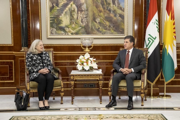 رئيس إقليم كوردستان يجتمع مع السفيرة الأمريكية
