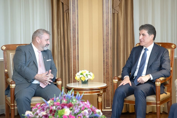 رئيس إقليم كوردستان يجتمع بسفير الاتحاد الأوروبي لدى العراق
