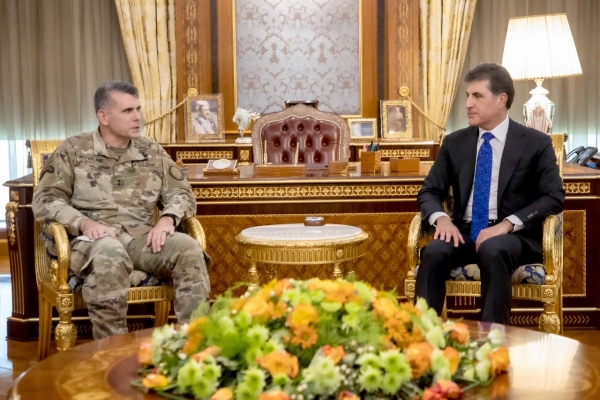 President Nechirvan Barzani meets with commander of coalition forces in Iraq and Syria
