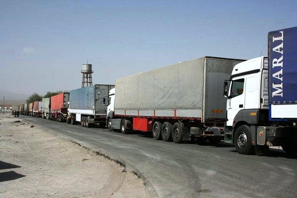 Warnings of closing the border between Iraq and Iran